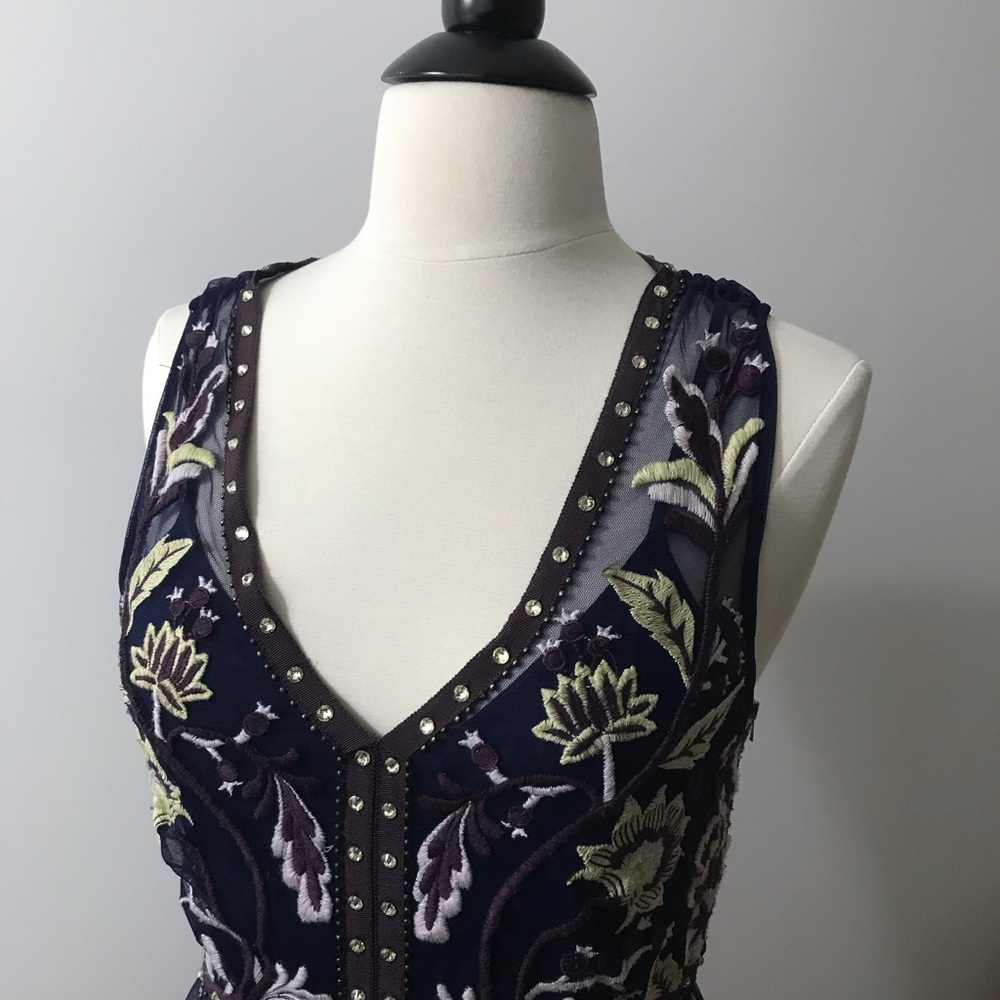 Anthropologie Women’s Exquisite Dress -Beaded and Embroidered Floral